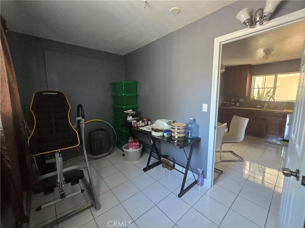 9802 Kern Avenue Garden Grove, CA 92844