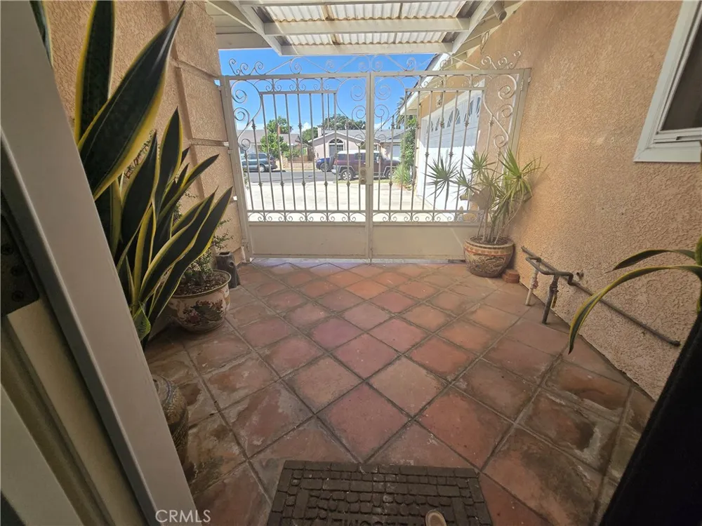 9802 Kern Avenue Garden Grove, CA 92844