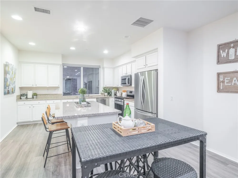 422 W Route 66 #47 Glendora, CA 91740