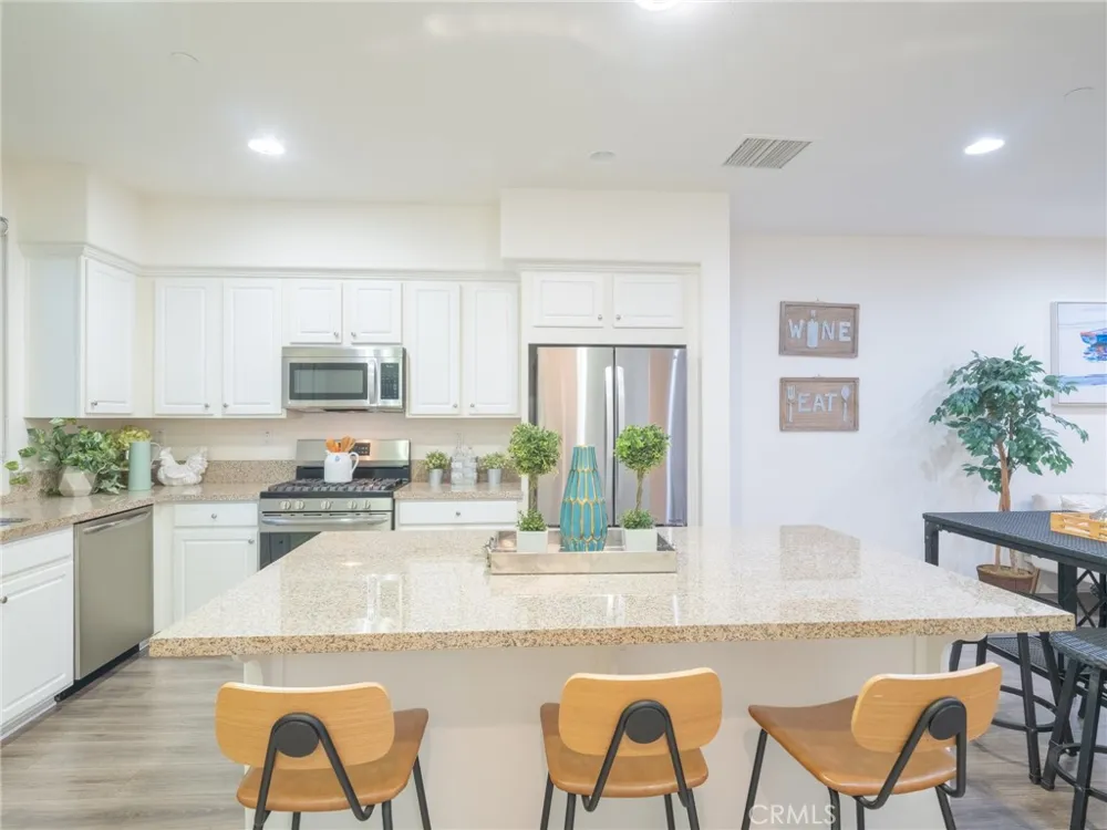 422 W Route 66 #47 Glendora, CA 91740