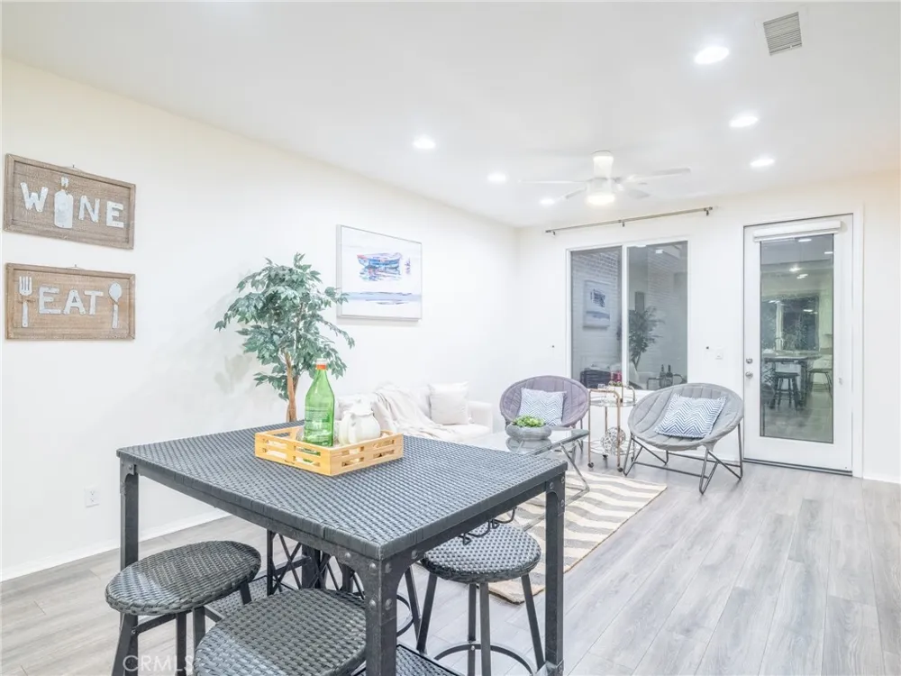 422 W Route 66 #47 Glendora, CA 91740