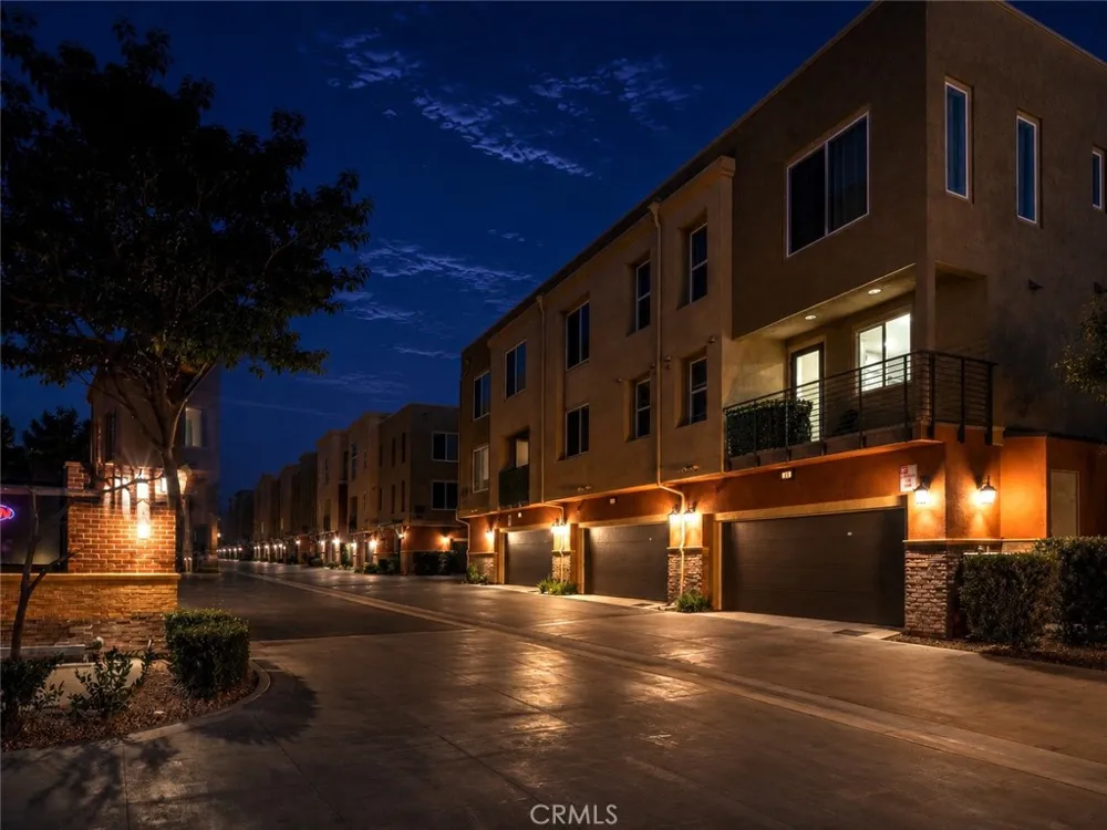422 W Route 66 #47 Glendora, CA 91740