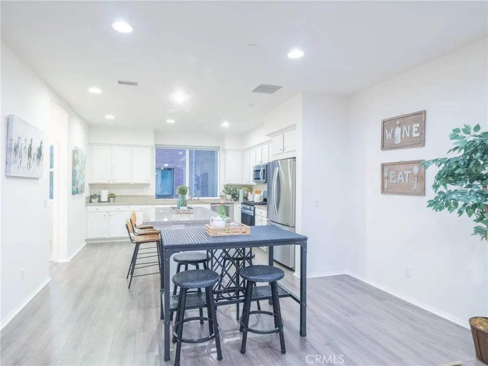 422 W Route 66 #47 Glendora, CA 91740
