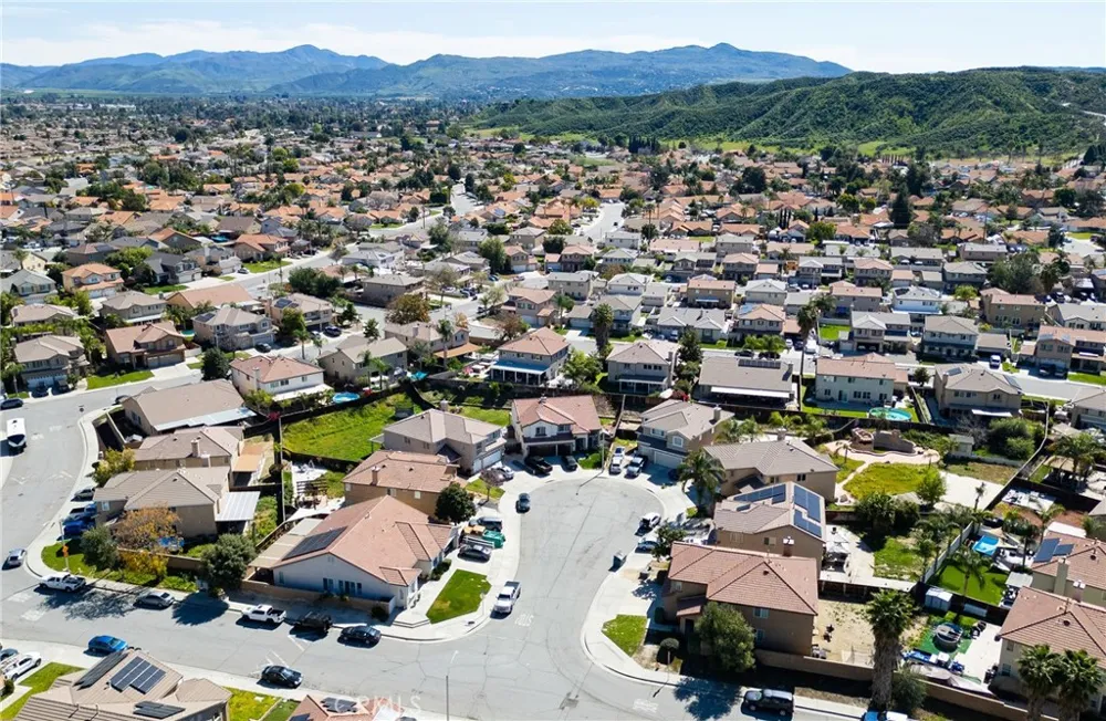 1938 Mann Court San Jacinto, CA 92583
