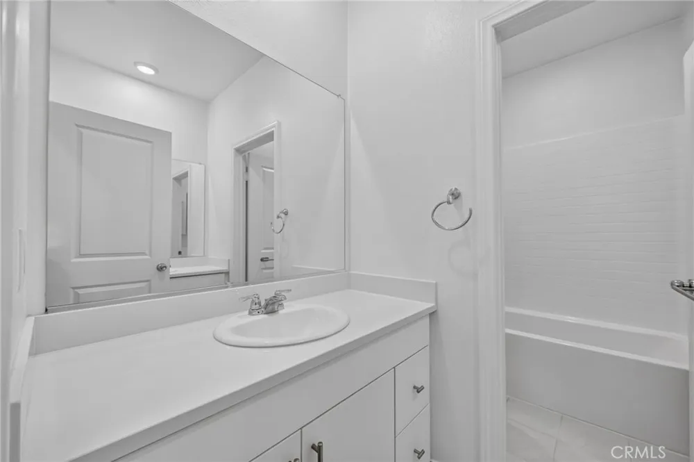 30699 Pitch Pine Dr Homeland, CA 92548