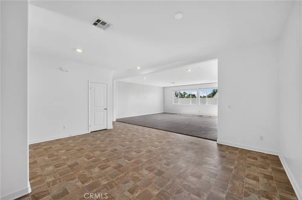 30699 Pitch Pine Dr Homeland, CA 92548