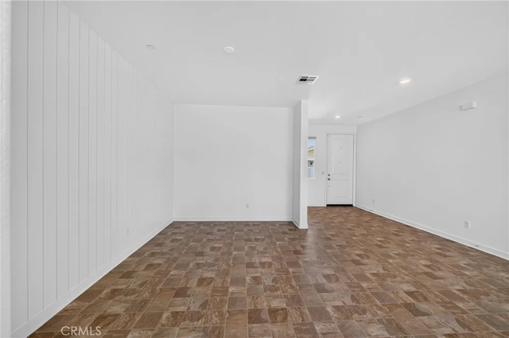 30699 Pitch Pine Dr Homeland, CA 92548