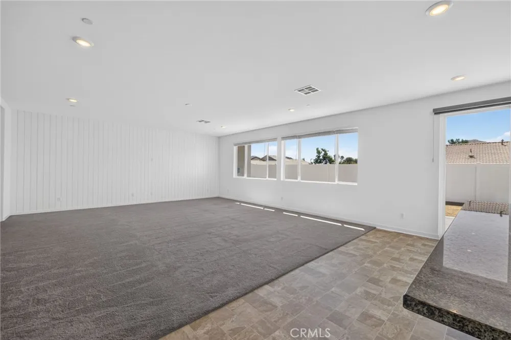 30699 Pitch Pine Dr Homeland, CA 92548