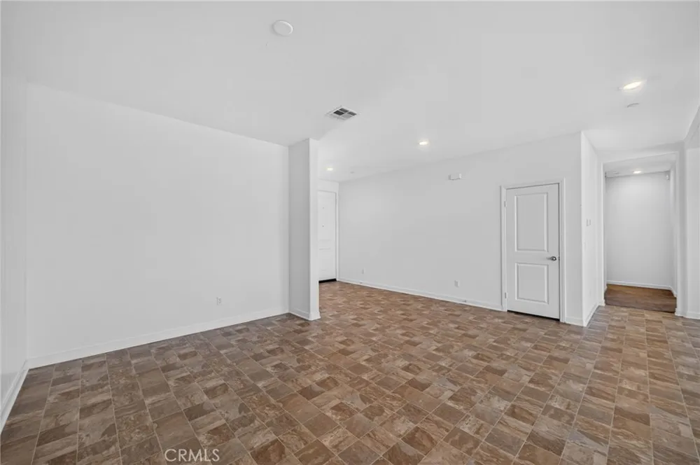 30699 Pitch Pine Dr Homeland, CA 92548
