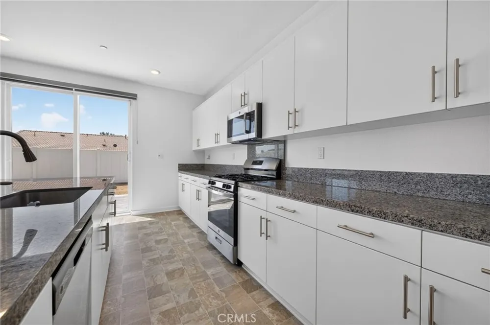 30699 Pitch Pine Dr Homeland, CA 92548