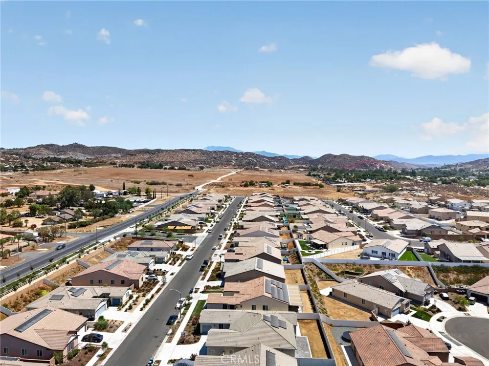 30699 Pitch Pine Dr Homeland, CA 92548