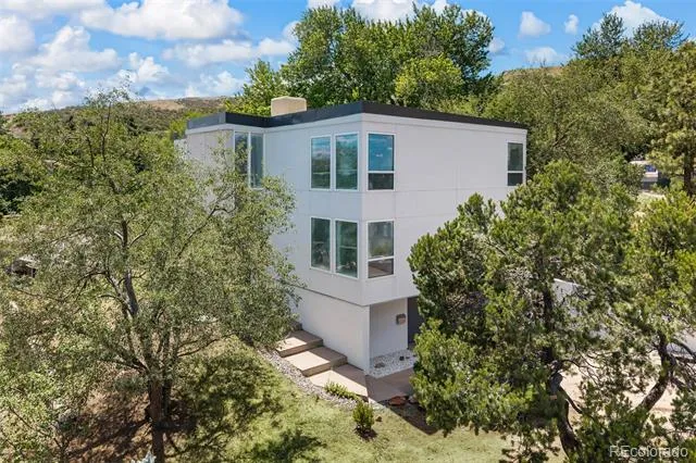 960 S Foothill Drive Lakewood, CO 80228