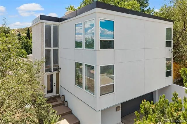 960 S Foothill Drive Lakewood, CO 80228
