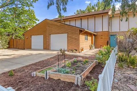 812 Sir Galahad Drive
