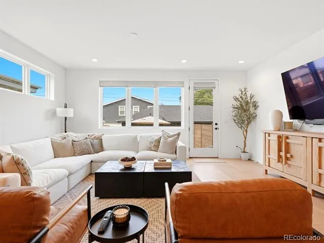 3922 Osage Street Denver, CO 80211