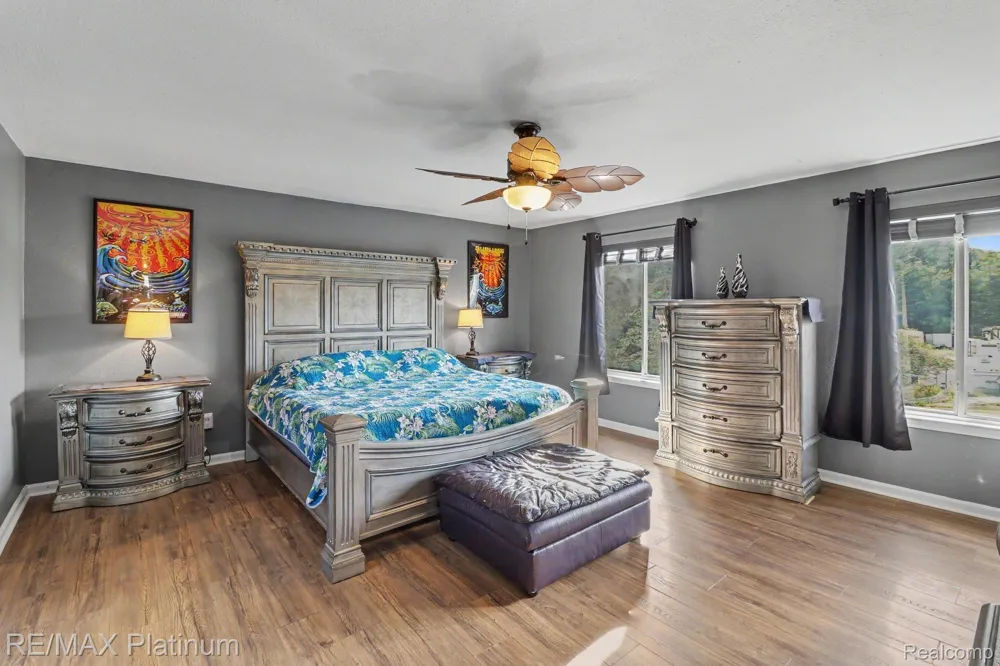 1035 Old Leake Court #17 Holly Village, MI 48442