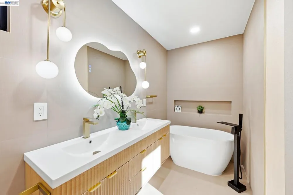 155 Lily Blossom Ct San Jose, CA 95123
