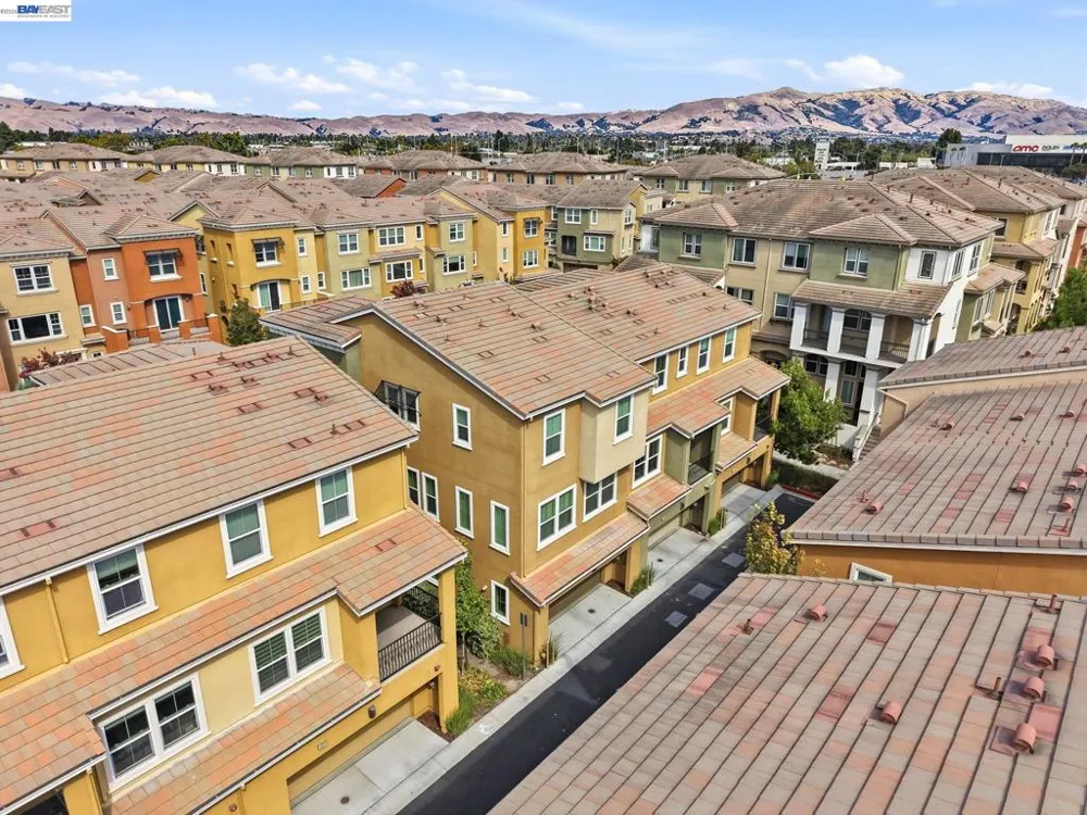38935 Primula Ter Newark, CA 94560