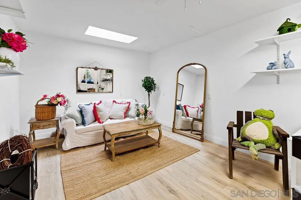 720 Sky Mountain Lane Alpine, CA 91901