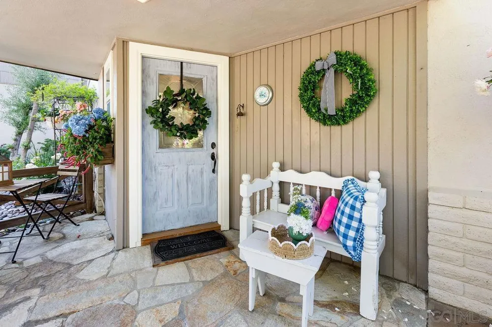 720 Sky Mountain Lane Alpine, CA 91901