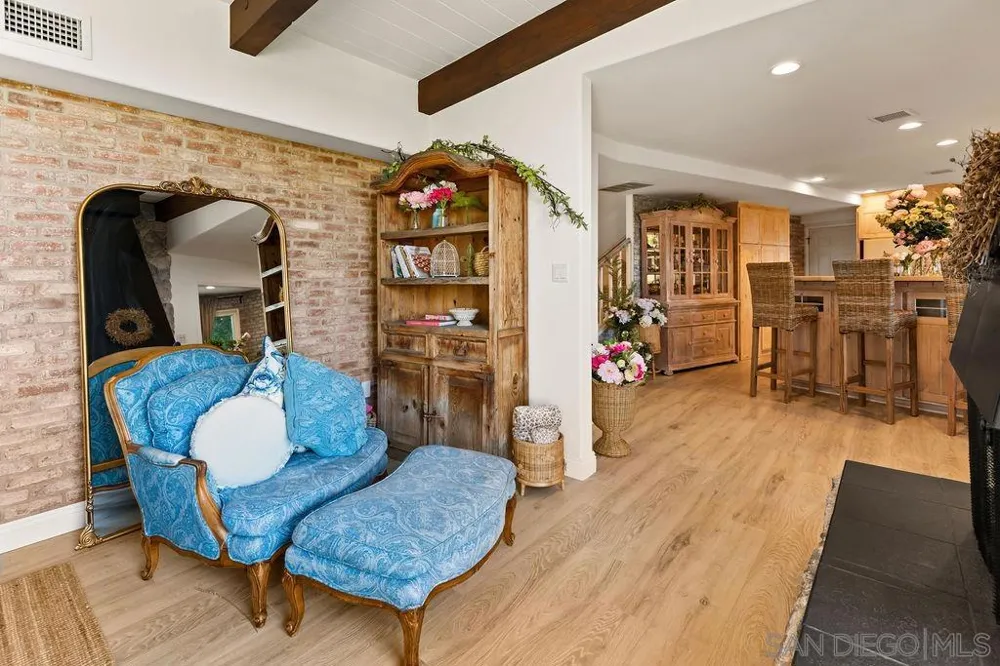 720 Sky Mountain Lane Alpine, CA 91901