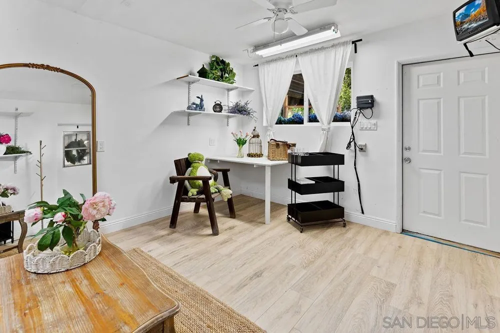 720 Sky Mountain Lane Alpine, CA 91901