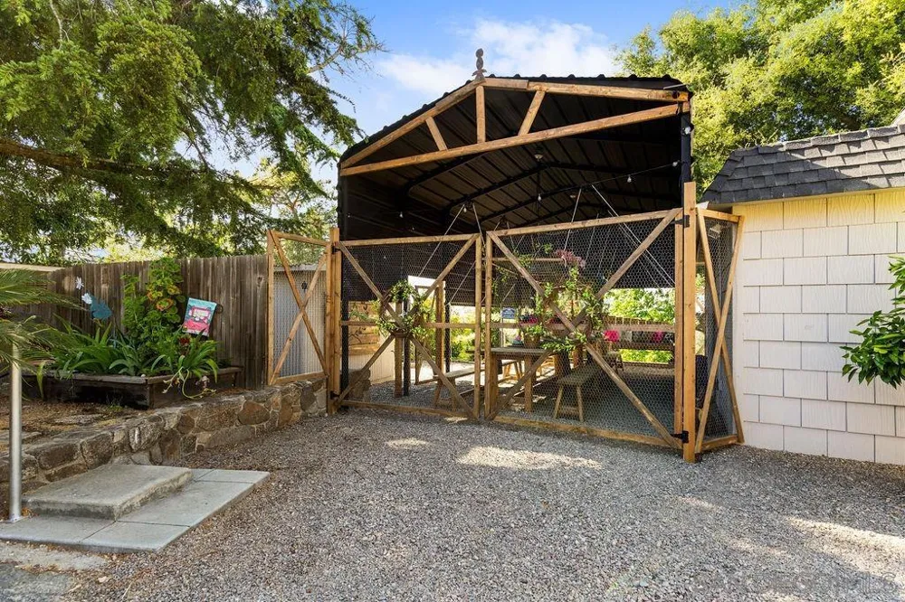 720 Sky Mountain Lane Alpine, CA 91901