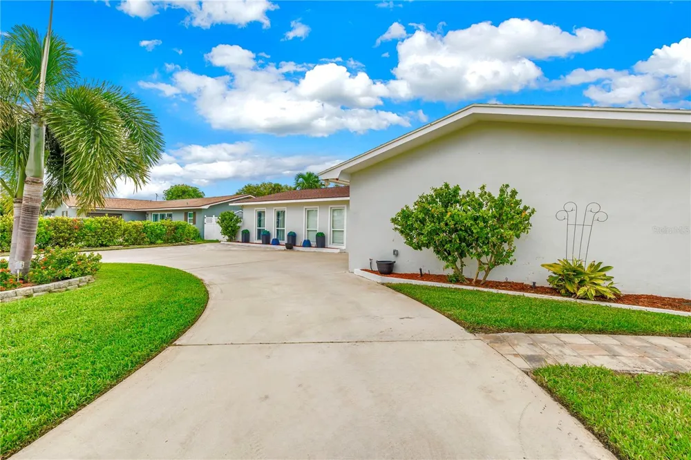 450 64TH AVENUE St Pete Beach, FL 33706