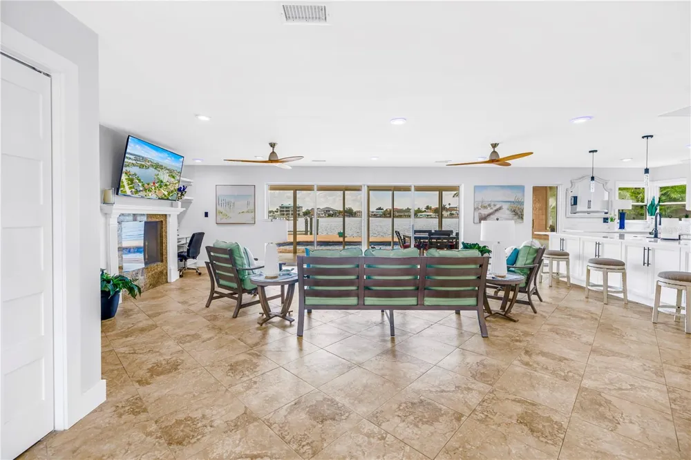 450 64TH AVENUE St Pete Beach, FL 33706