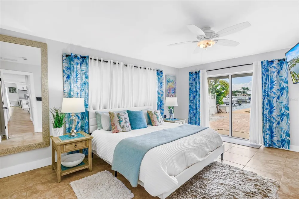 450 64TH AVENUE St Pete Beach, FL 33706