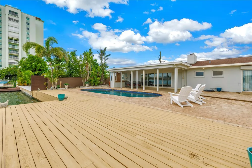 450 64TH AVENUE St Pete Beach, FL 33706
