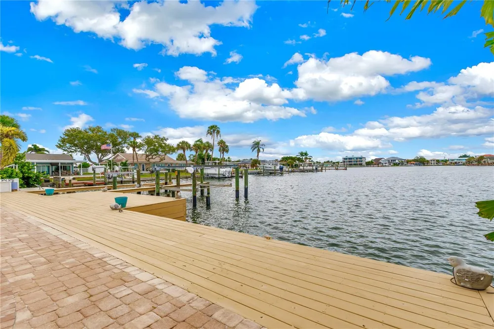 450 64TH AVENUE St Pete Beach, FL 33706