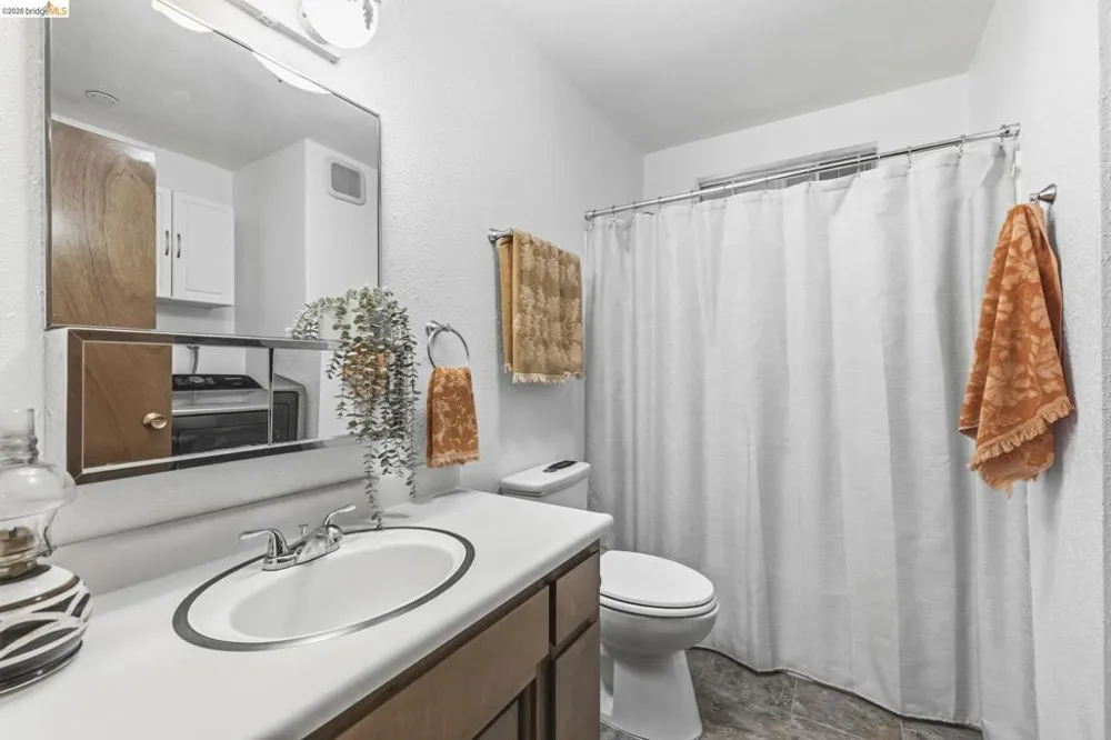 29474 Yuba ct Cold Springs, CA 95335