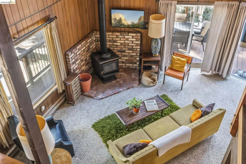 29474 Yuba ct Cold Springs, CA 95335