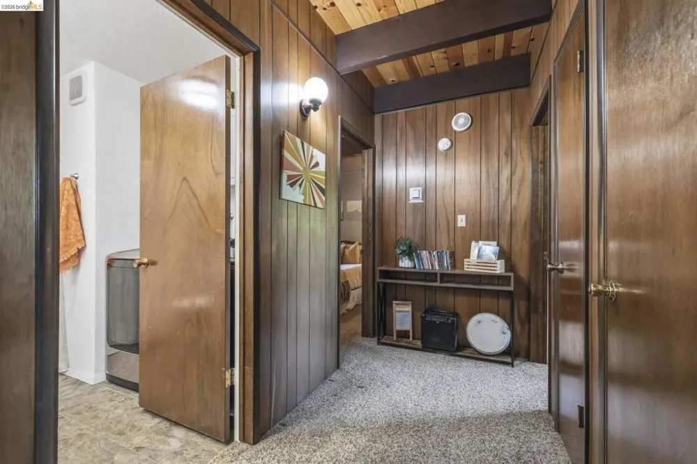 29474 Yuba ct Cold Springs, CA 95335