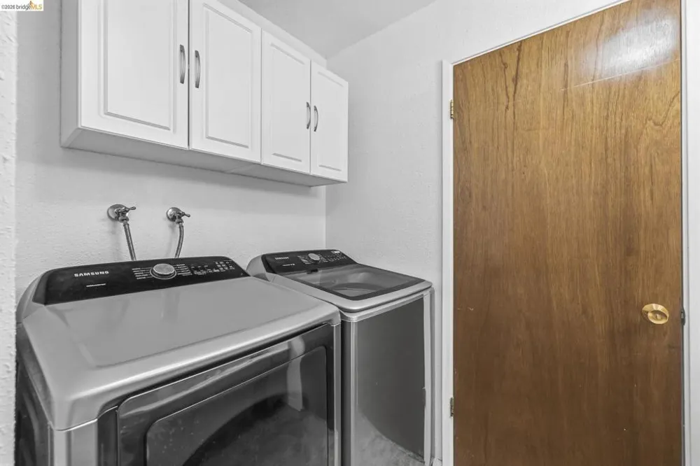 29474 Yuba ct Cold Springs, CA 95335