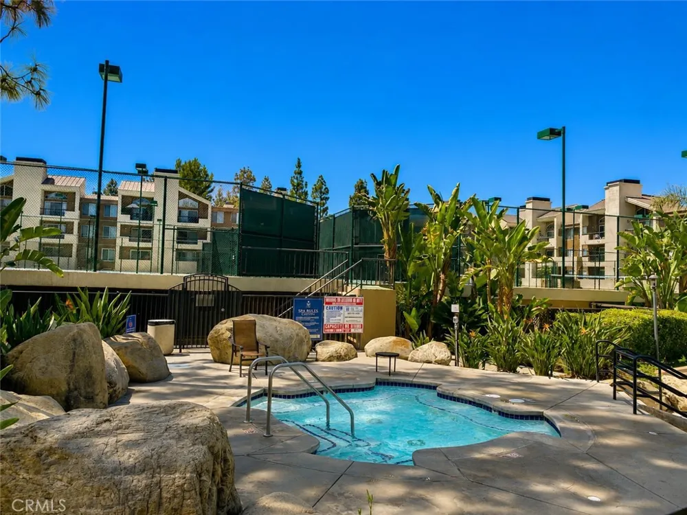 5535 Canoga #210 Woodland Hills, CA 91367