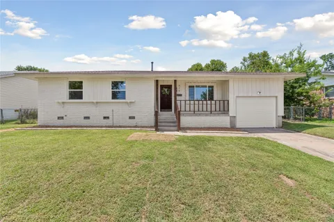 626 Moccasin Place