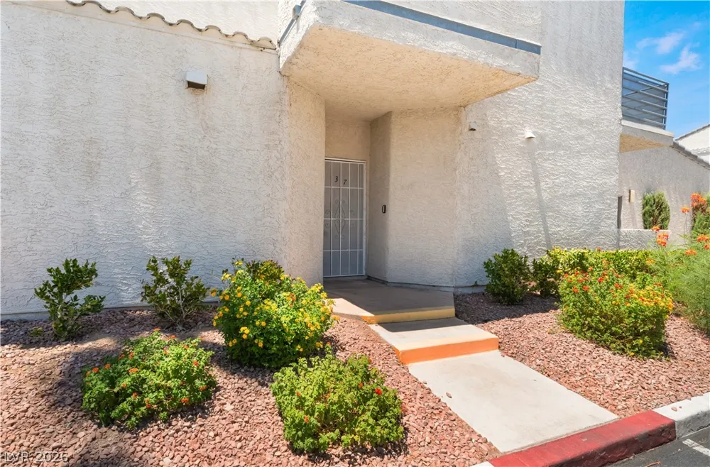 6250 W Flamingo Road #37 Las Vegas, NV 89103