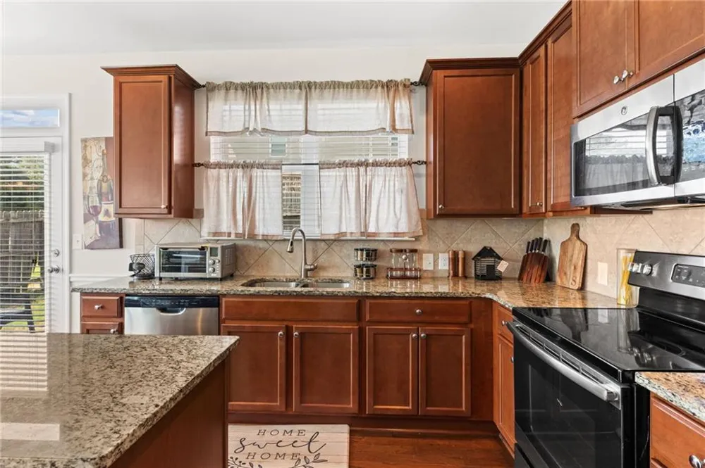 3366 Open Fields Drive Snellville, GA 30078