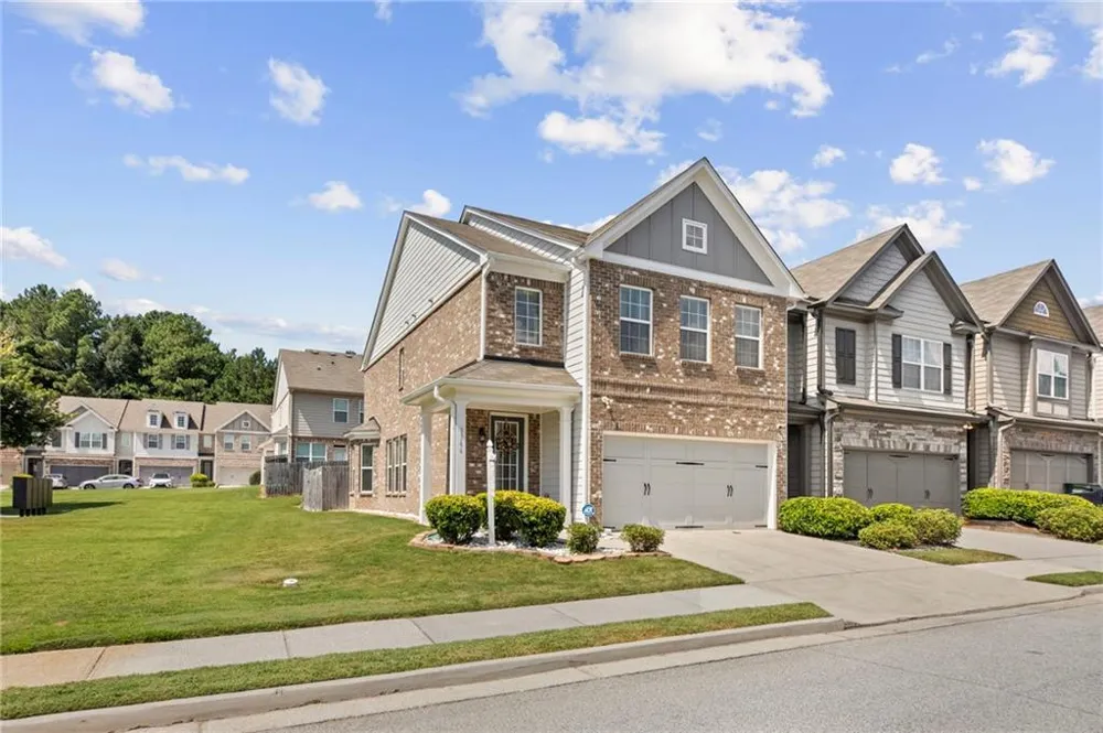 3366 Open Fields Drive Snellville, GA 30078