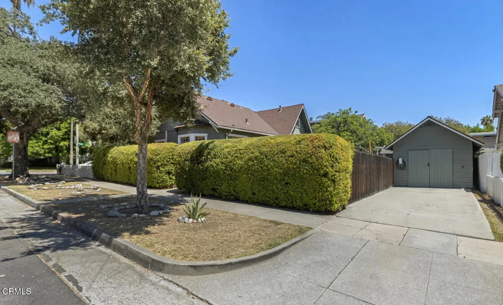 956 E Villa Street Pasadena, CA 91106