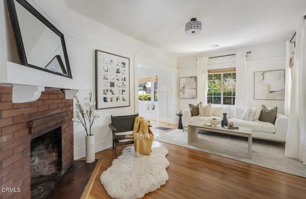 956 E Villa Street Pasadena, CA 91106