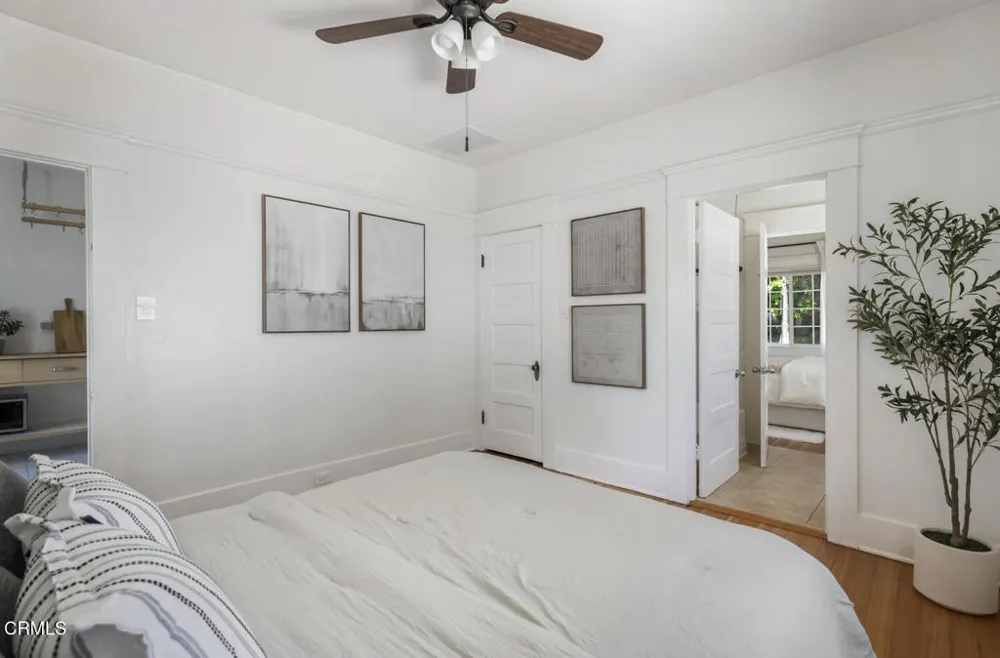 956 E Villa Street Pasadena, CA 91106