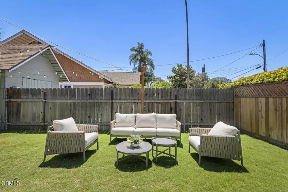 956 E Villa Street Pasadena, CA 91106