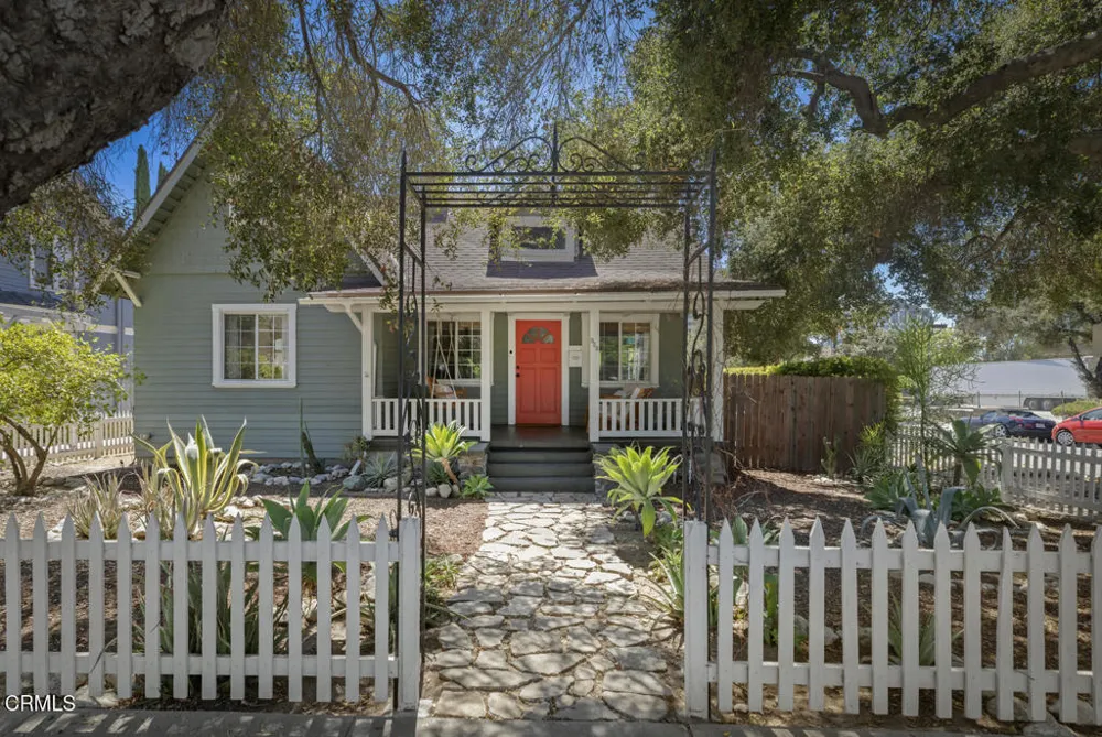 956 E Villa Street Pasadena, CA 91106