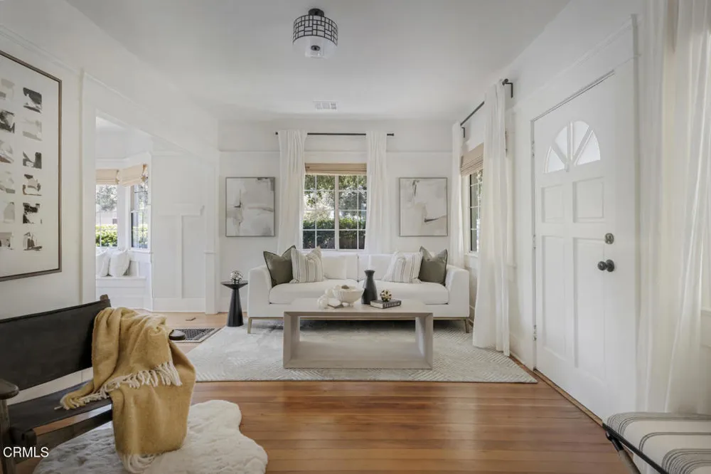 956 E Villa Street Pasadena, CA 91106