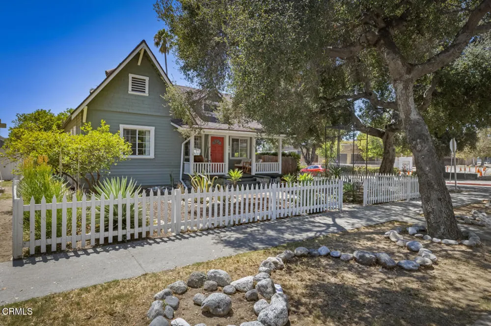 956 E Villa Street Pasadena, CA 91106