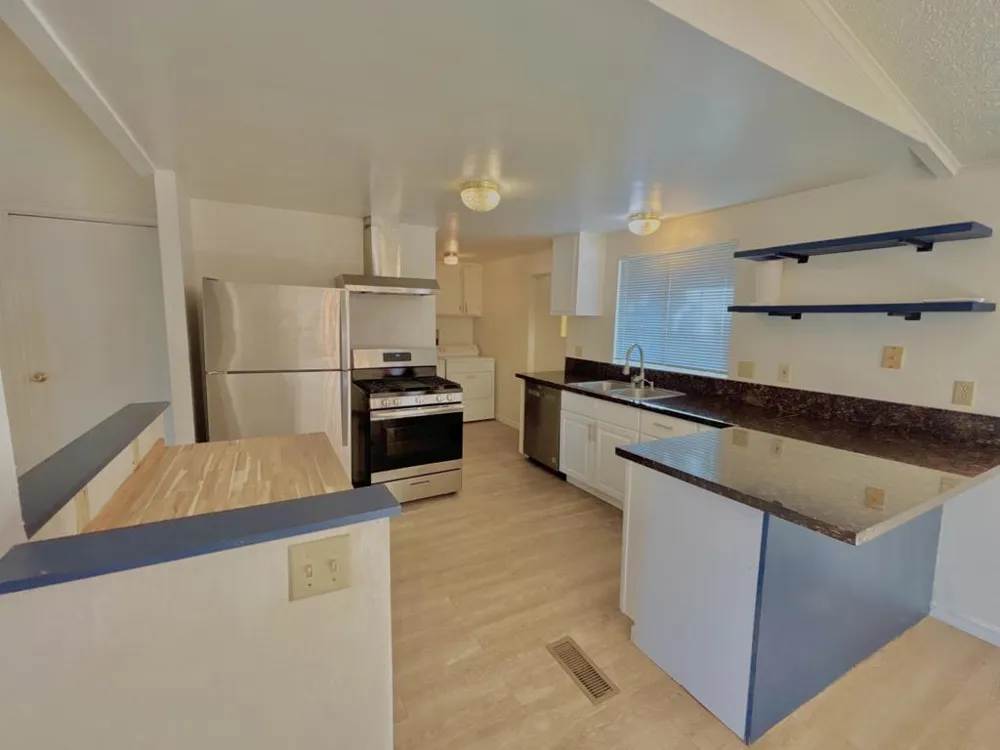 2055 Marni Court Palm Springs, CA 92262