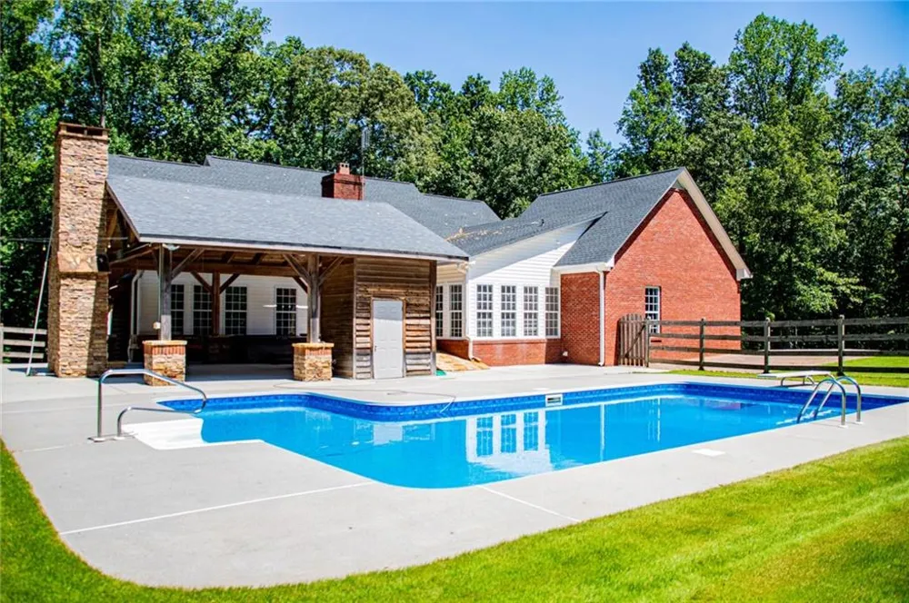 555 Old Draketown Pass Temple, GA 30179